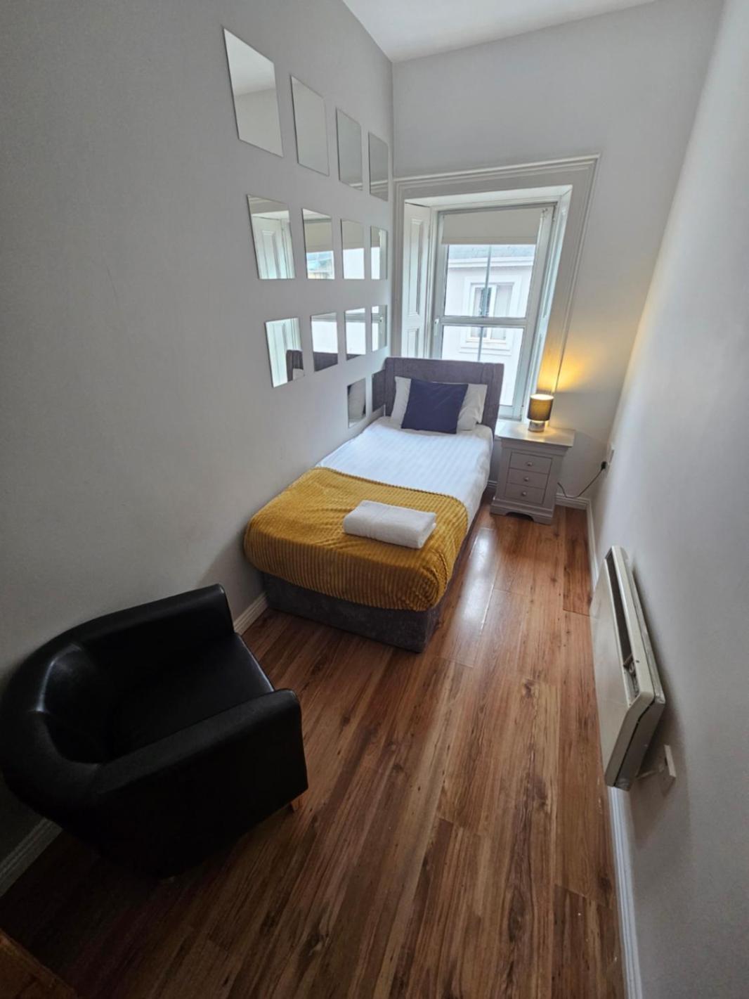 Latin Quarter Townhouse Apartment Galway Ngoại thất bức ảnh